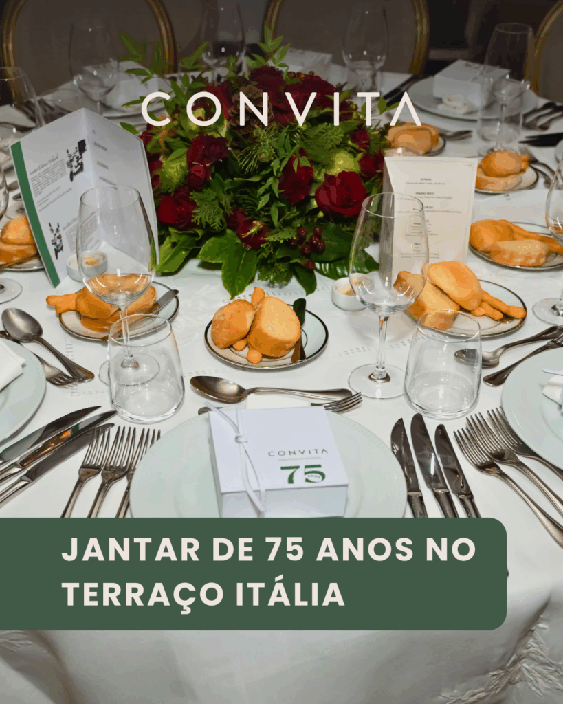 Nossos 75 anos pulsam com o coração dos imigrantes. Cuidar das pessoas idosas é mais do que uma missão; é preservar a memória viva da nossa própria história. Este jantar celebra a longevidade de um legado que se renova a cada geração.